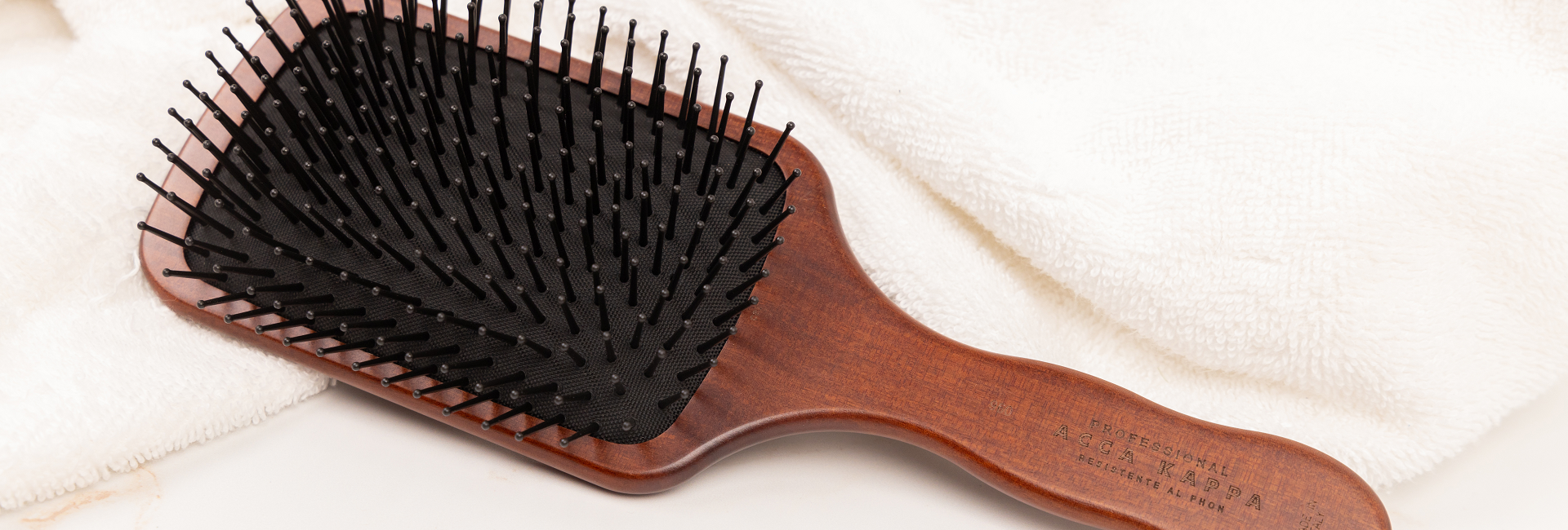 collections/Acca_Kappa_Professional_Hairbrushes_for_Daily_Use.png